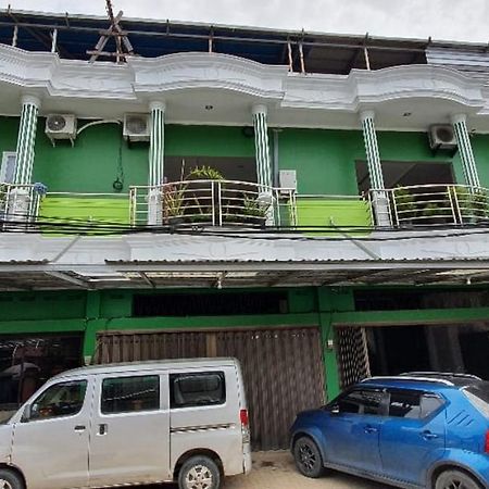 Reddoorz Plus Near Siloam Hospital Balikpapan エクステリア 写真