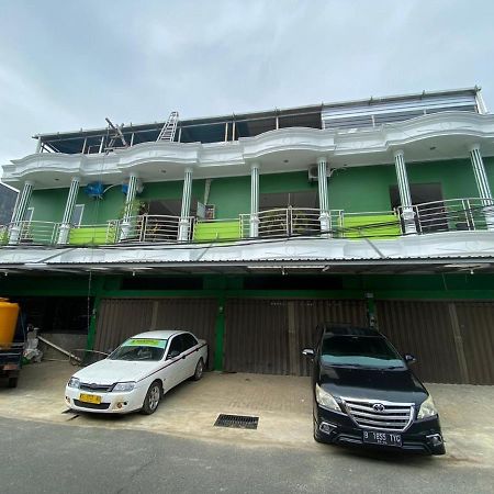 Reddoorz Plus Near Siloam Hospital Balikpapan エクステリア 写真