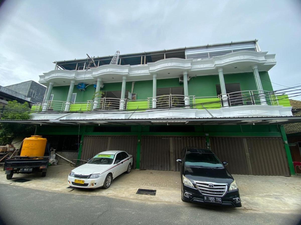 Reddoorz Plus Near Siloam Hospital Balikpapan エクステリア 写真