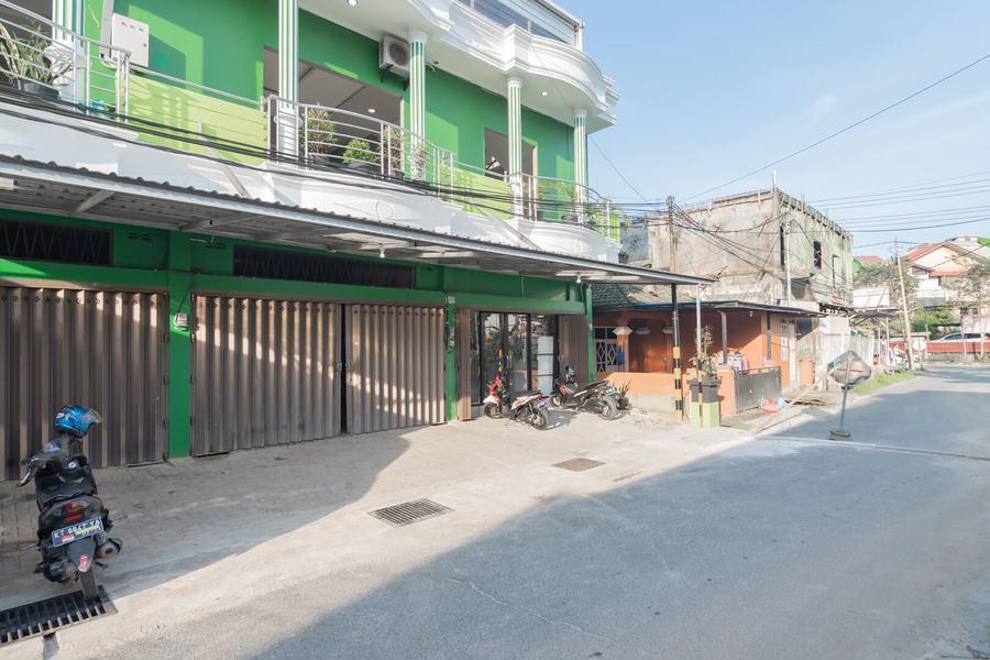 Reddoorz Plus Near Siloam Hospital Balikpapan エクステリア 写真